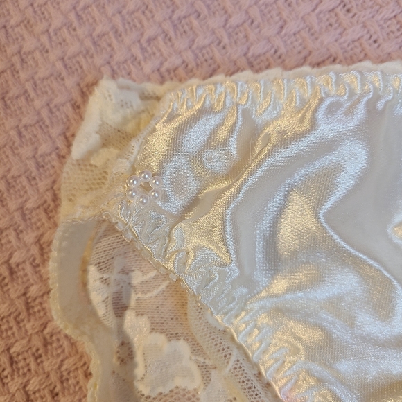 Rare 🤍 Vtg Christian Dior Second Skin & Lace Brief Panty Size M - Picture 3 of 8